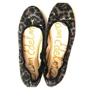Sam Edelman ballet flats blue leopard sz 9